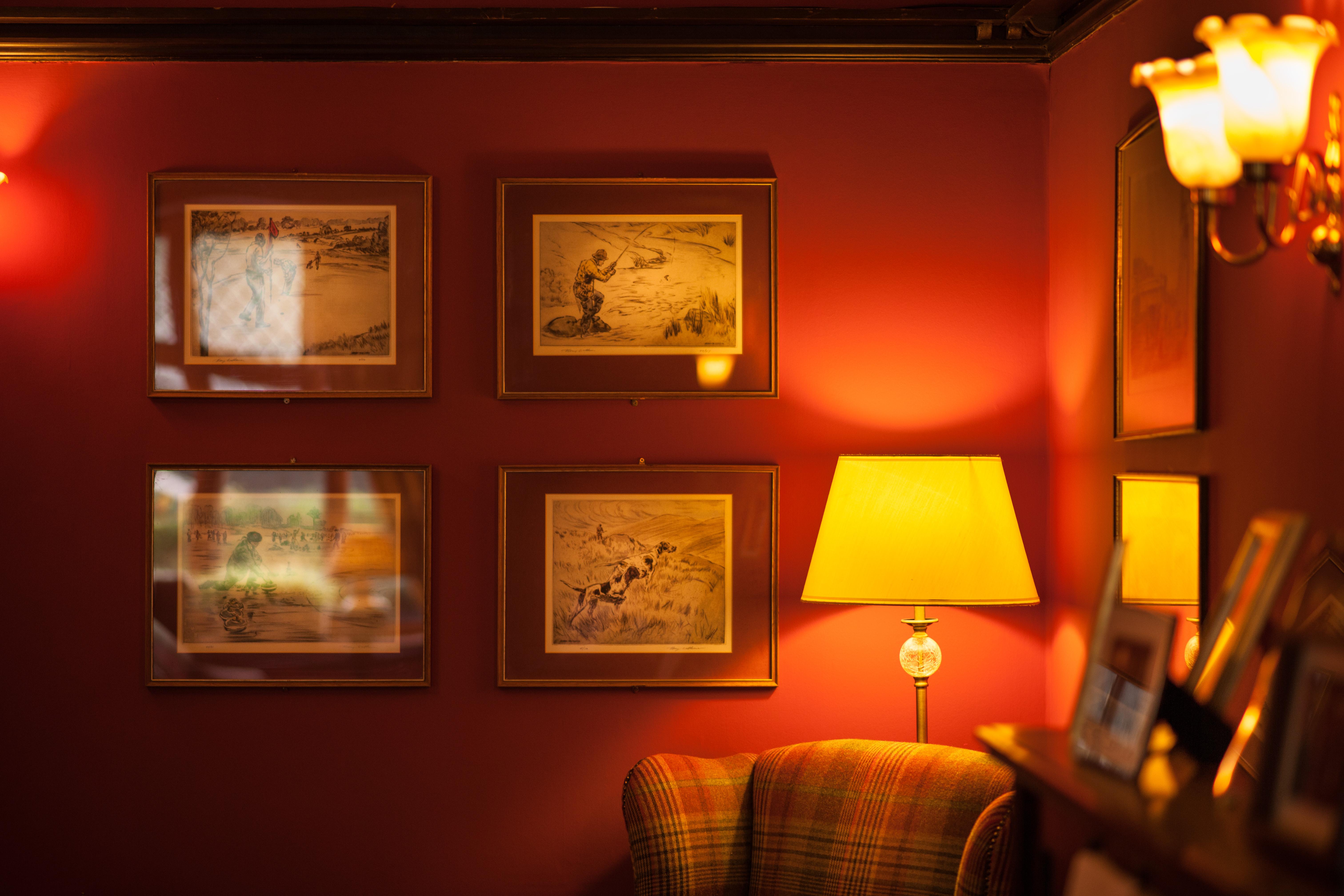 Balmoral Arms Hotel Балатър Екстериор снимка